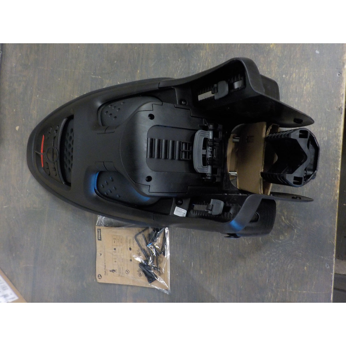 Thule Yepp 2 Maxi Frame Mounted Child Bike Seat - Midnight Black - Used - Acceptable