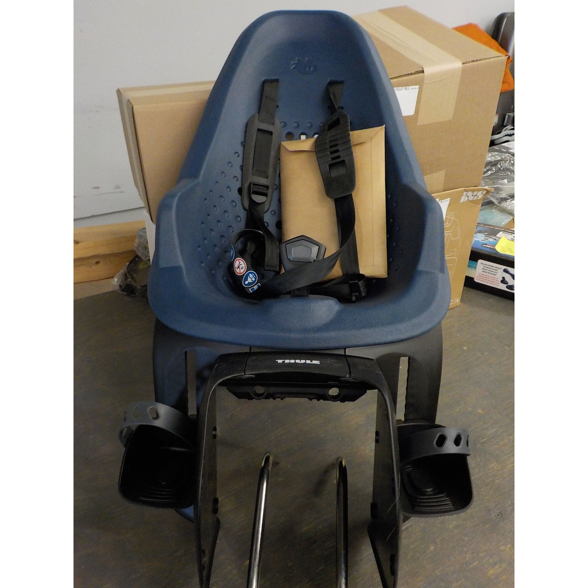 Thule Yepp 2 Maxi Frame Mounted Child Bike Seat - Majolica Blue - Used - Acceptable