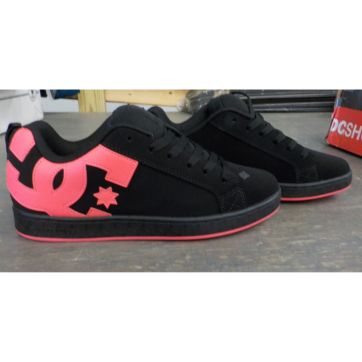 DC Women's Court Graffik Shoes - Black/Hot Pink - 9 - Used - Acceptable
