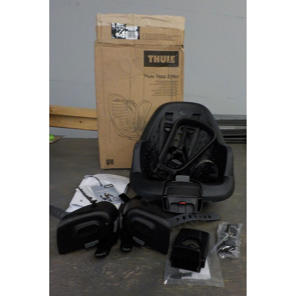 Thule Yepp 2 Mini Child Bike Seat - Midnight Black - Used - Acceptable