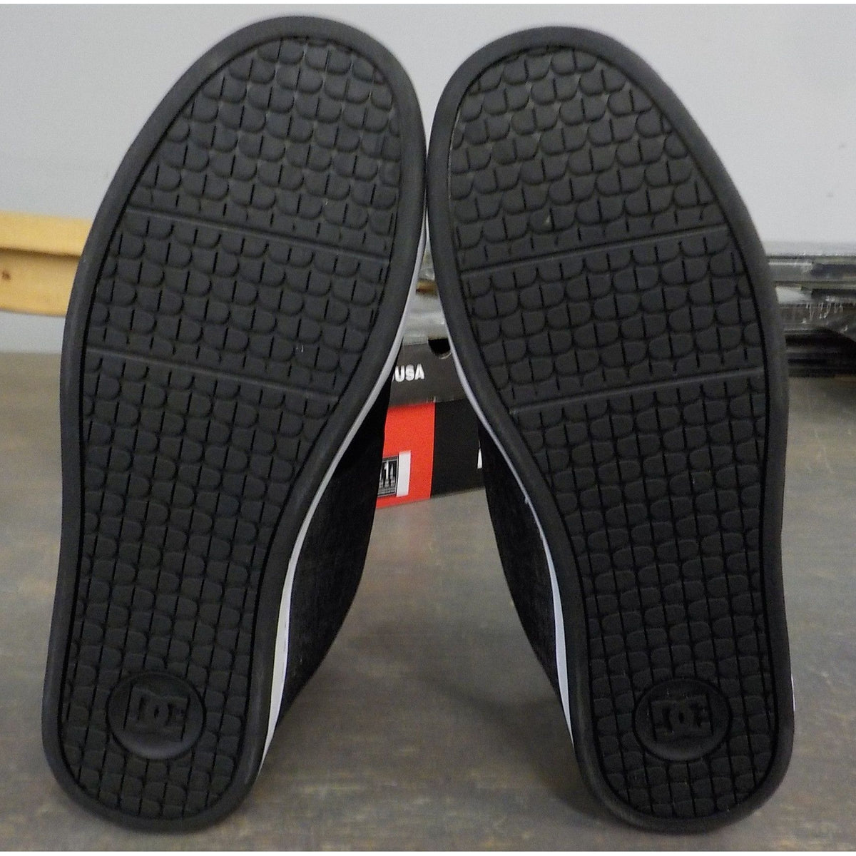 DC Net Men's Shoes - Black/Armor/Black - 11 - Used - Acceptable