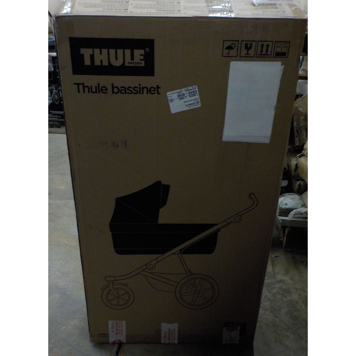 Thule Bassinet - Black - Used - Acceptable