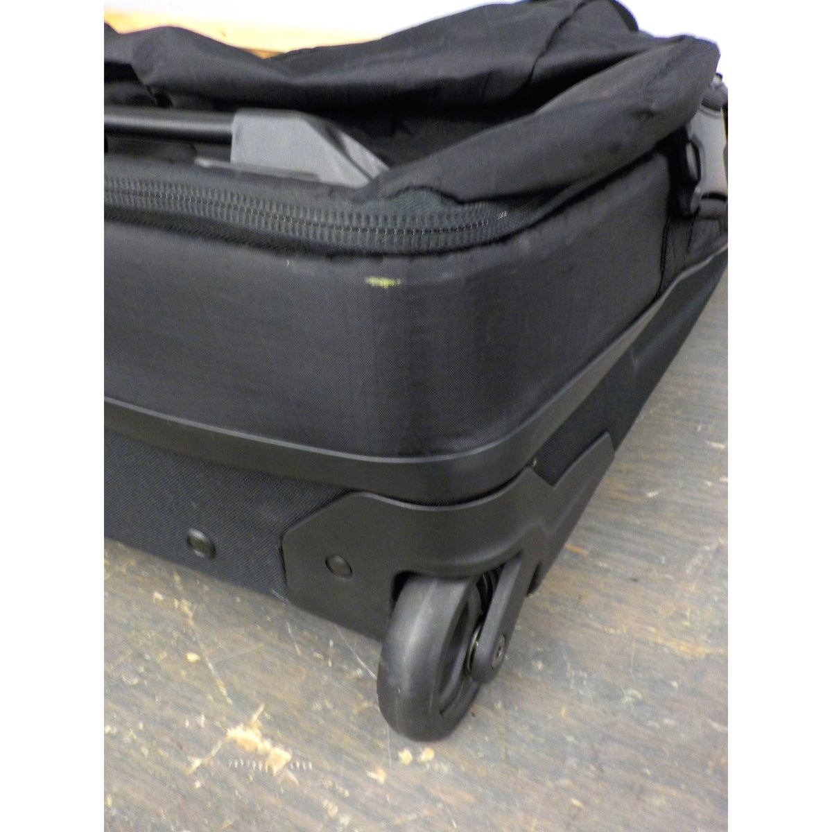 Dakine Split Roller Bag - VX21 - 85L - Used - Acceptable