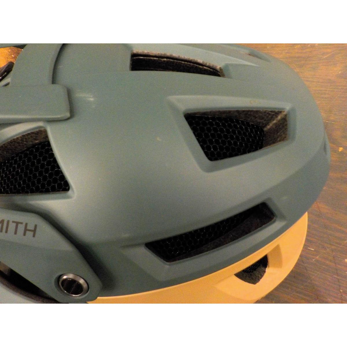 Smith Optics Mainline MIPS Bike Helmet - Matte Spruce/Safari - Large - Used - Acceptable