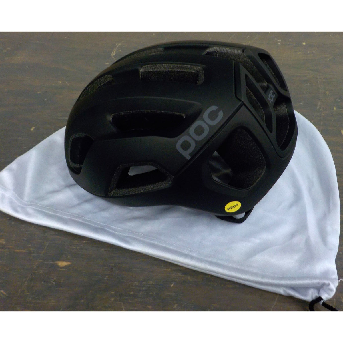 POC Sports Ventral Air Mips (cpsc) Helmet - Uranium Black Matt - Medium - Used - Acceptable