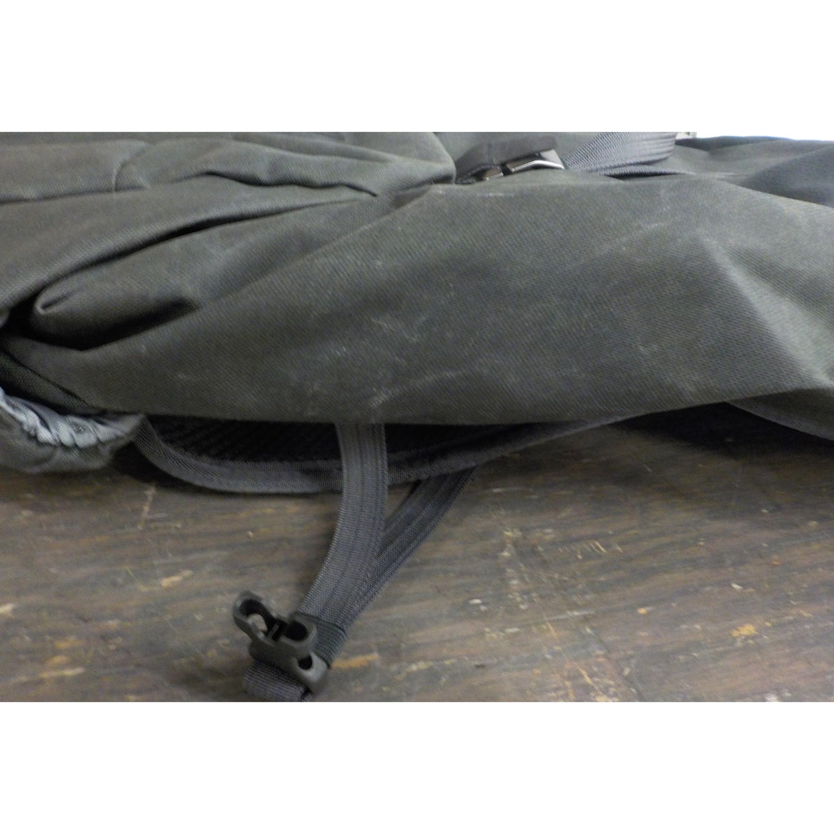Thule AllTrail X 25L - Obsidian - Used - Acceptable