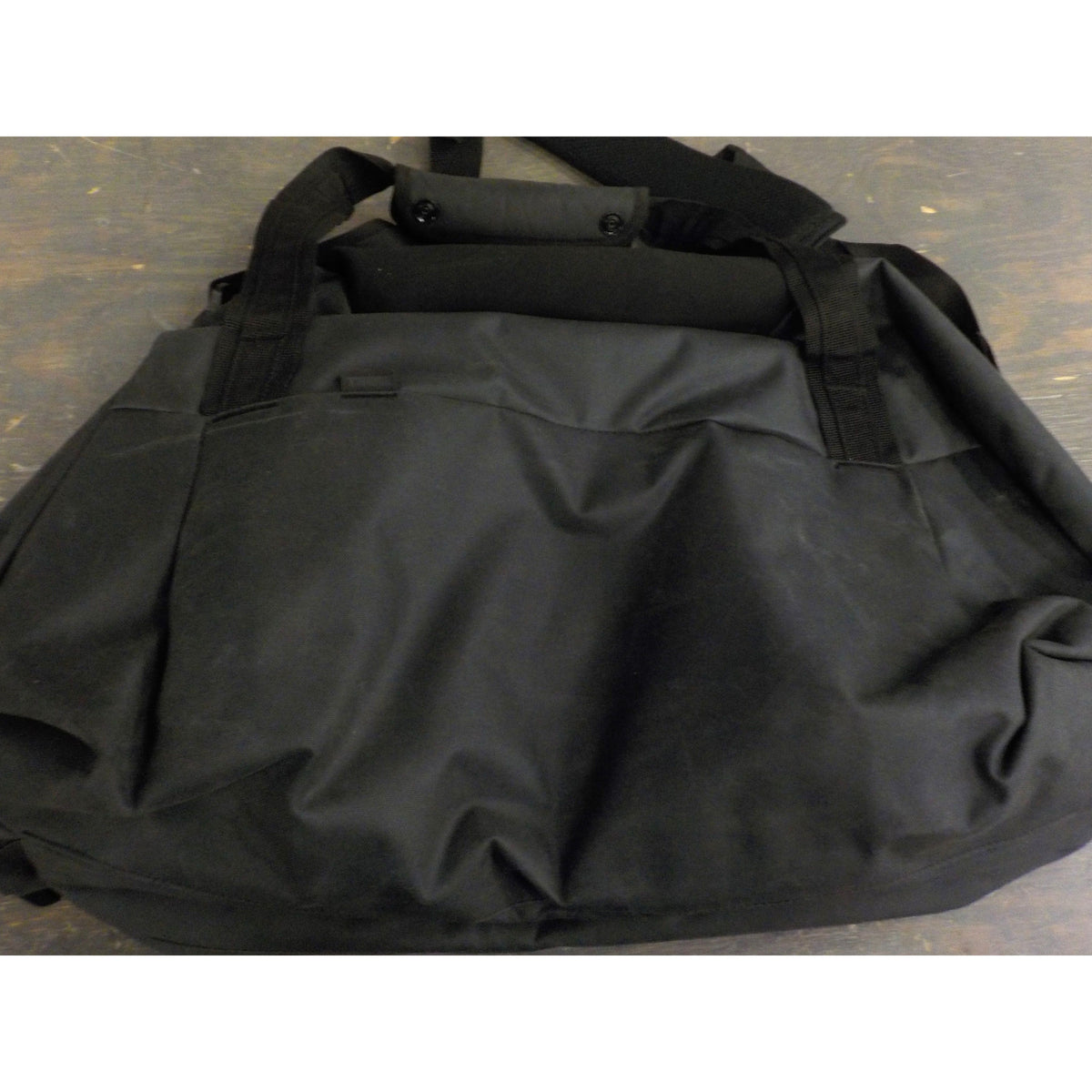 Thule Aion Duffel 35L - Black - Used - Acceptable