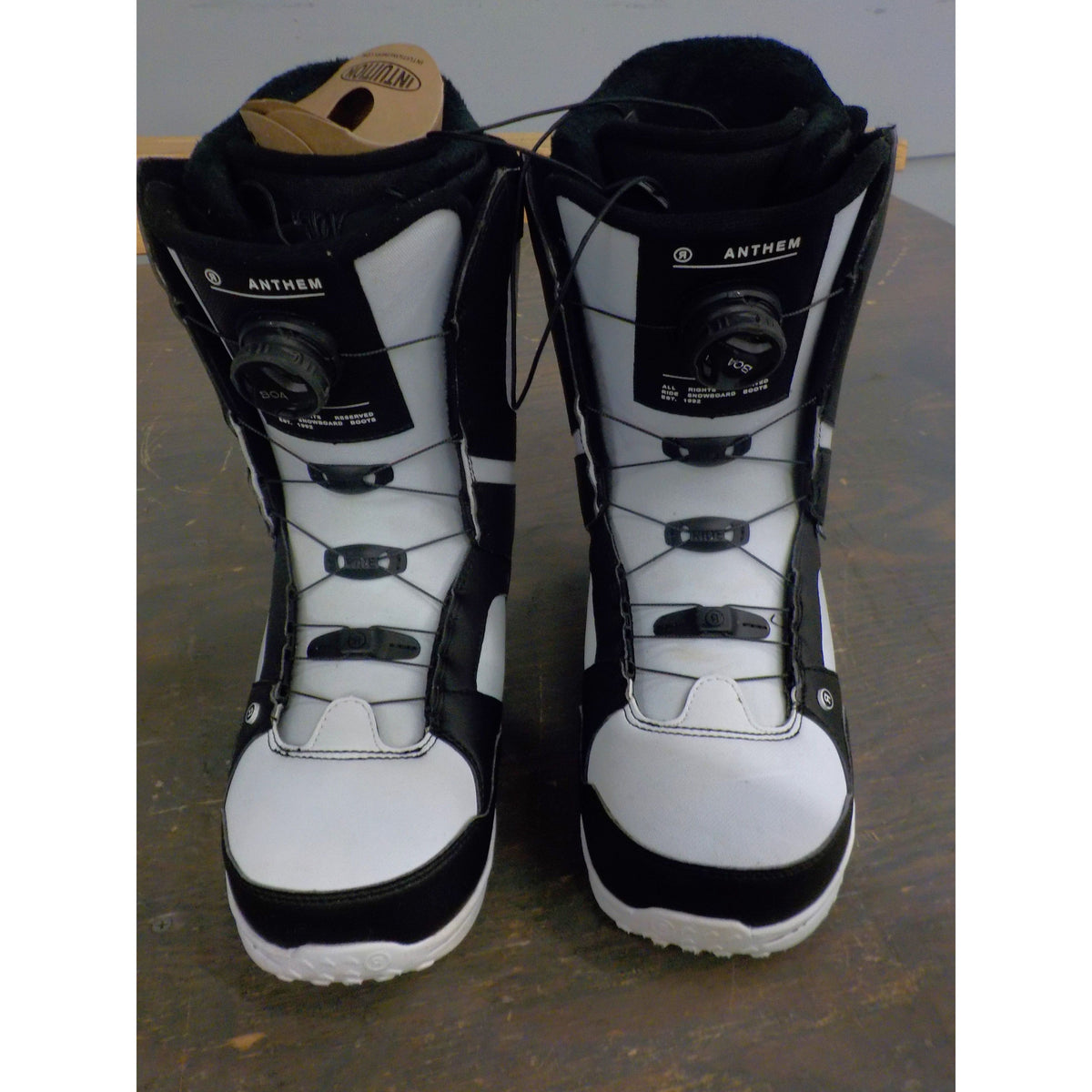 Ride Anthem Snowboard Boots - White - 9.5 - Used - Acceptable