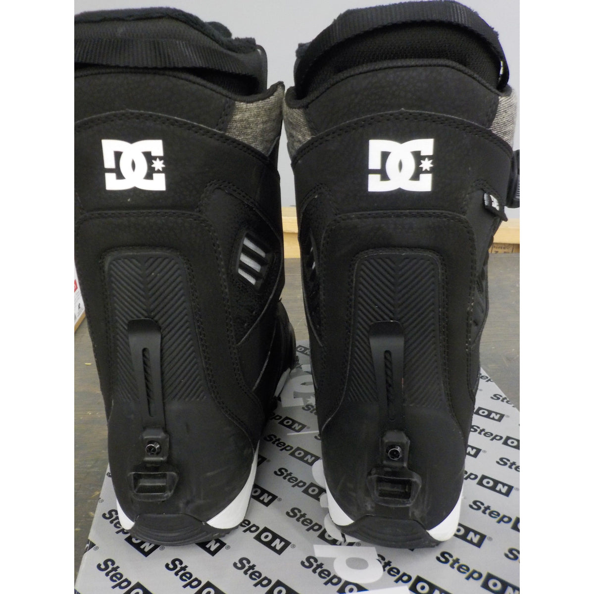DC Men&#39;s Judge Step On Snowboard Boots - Black - 9.5 - Used - Acceptable