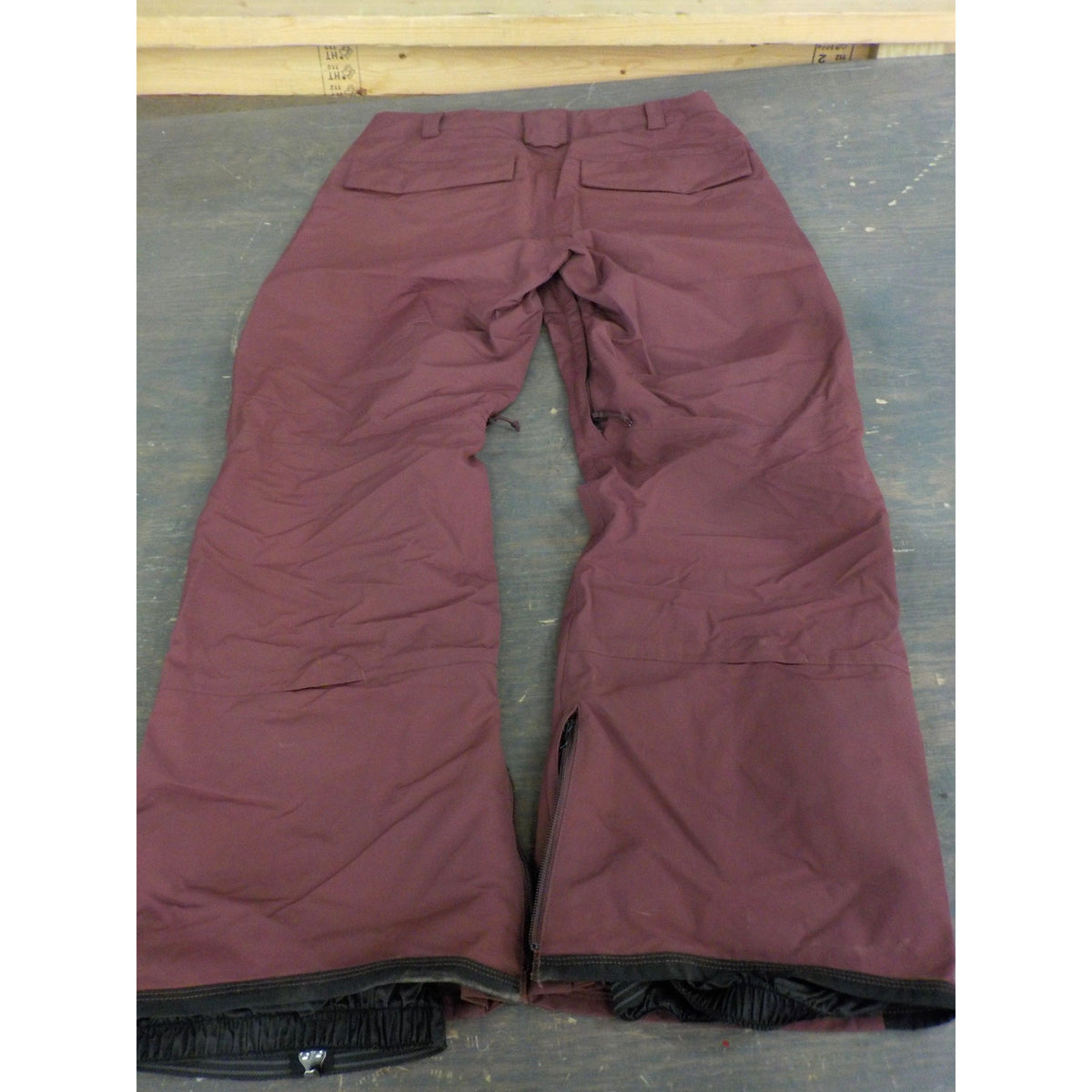 Burton Men&#39;s Covert 2.0 Pants - Almandine - Large - Used - Acceptable