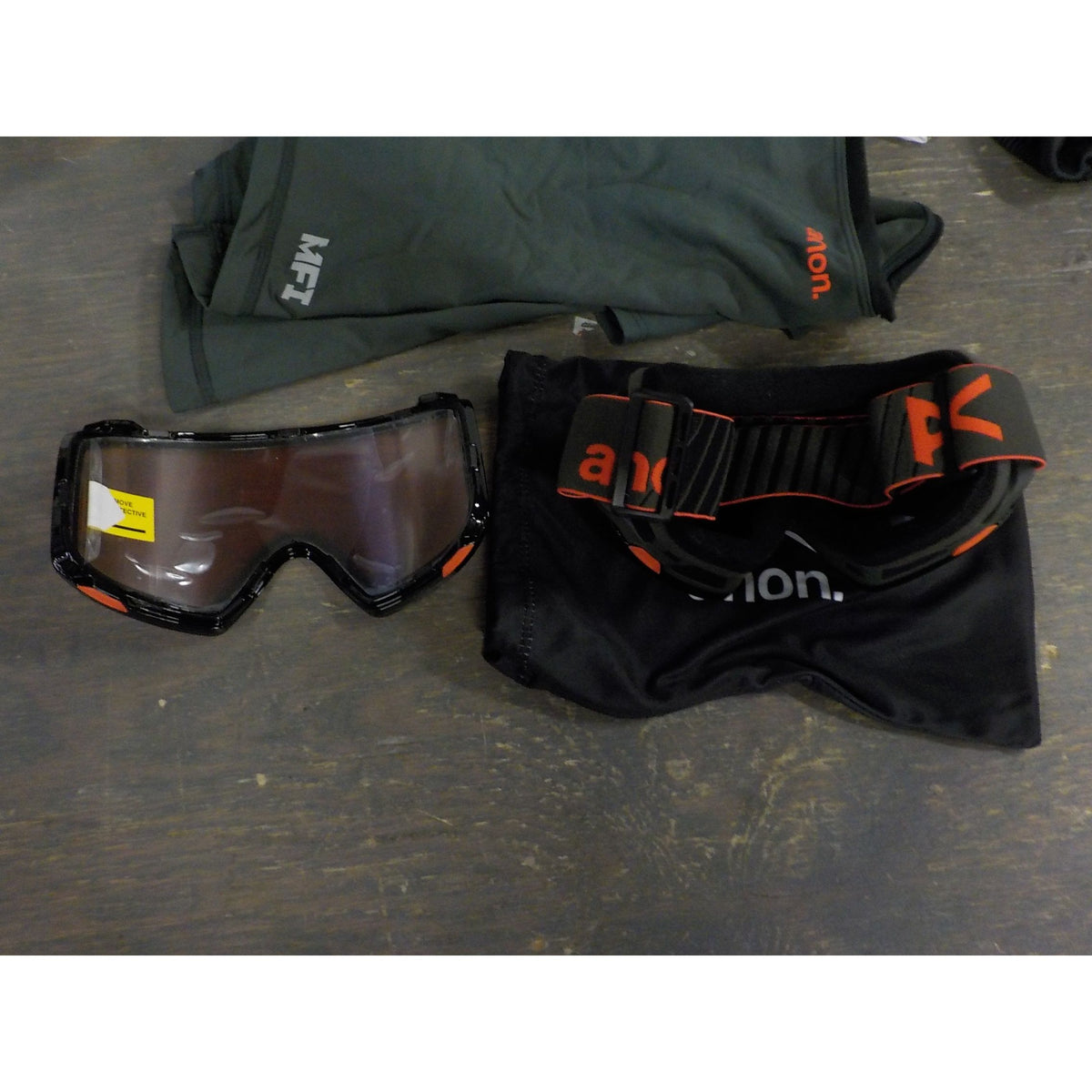 Anon M4 Goggles (Cylindrical) + Bonus Lens + MFI Face Mask - Fsta Rd; Prcve Sun Onyx +Prcve Vari Vlt - Used - Acceptable