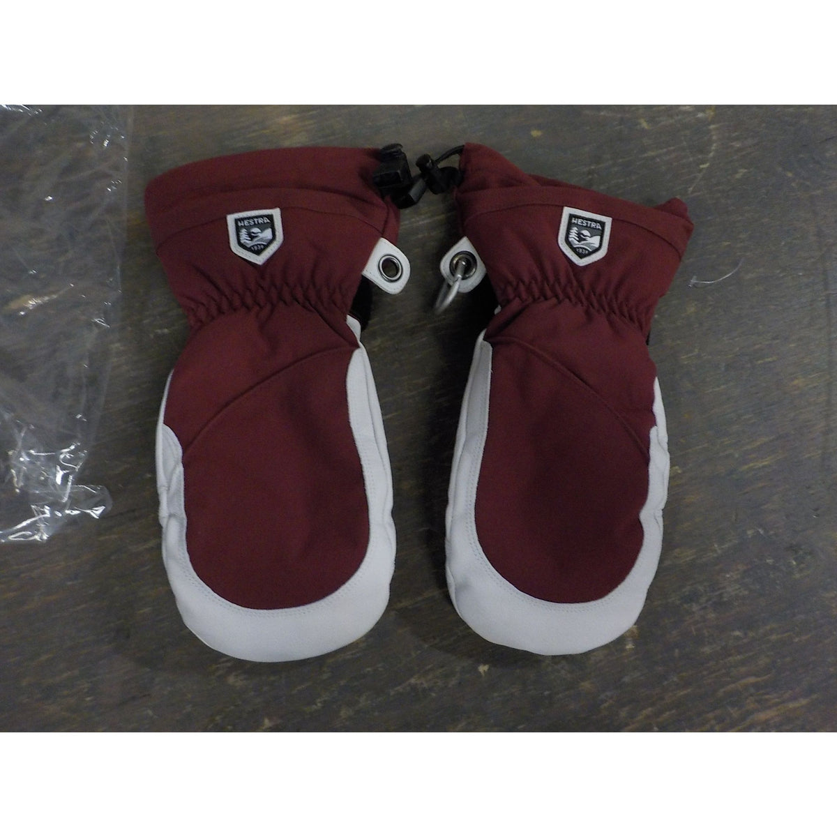Hestra Women's Heli Ski Mitt - Bordeaux/Off White - 9 - Used - Acceptable