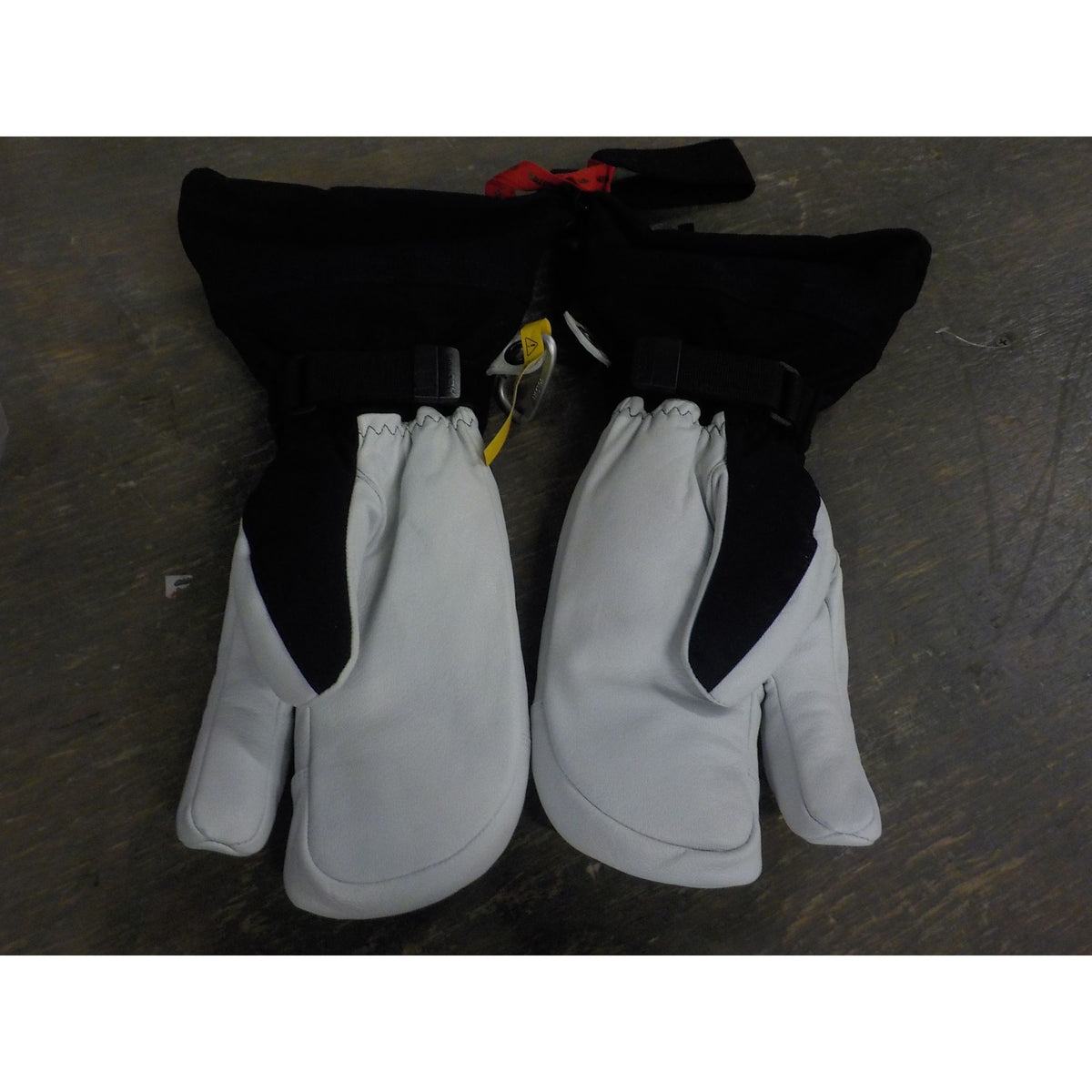 Hestra Army Leather Heli Ski 3-finger Glove - Black - 9 - Used - Acceptable