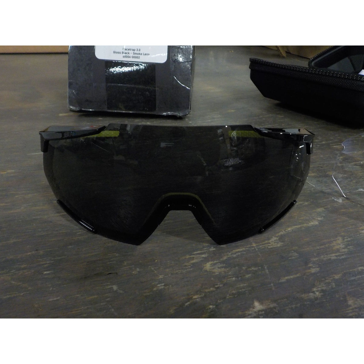 100% Racetrap 3.0 Sunglasses - Gloss Black; Smoke - Used - Acceptable