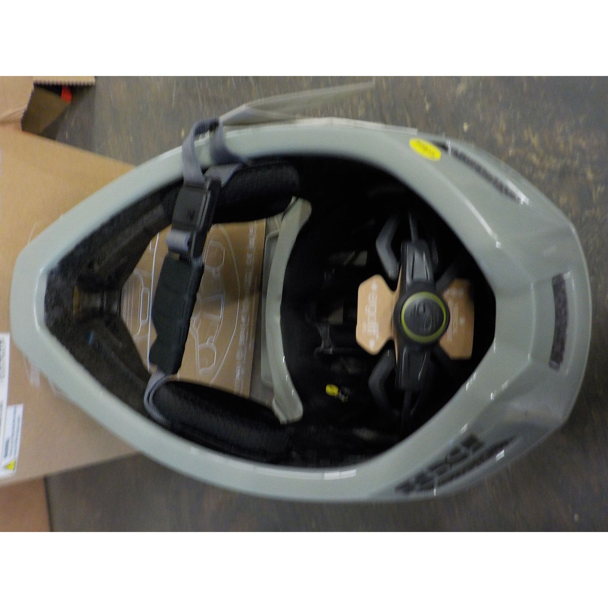 iXS Trigger FF MIPS Helmet - Chalk - SM (54-58cm) - Used - Acceptable