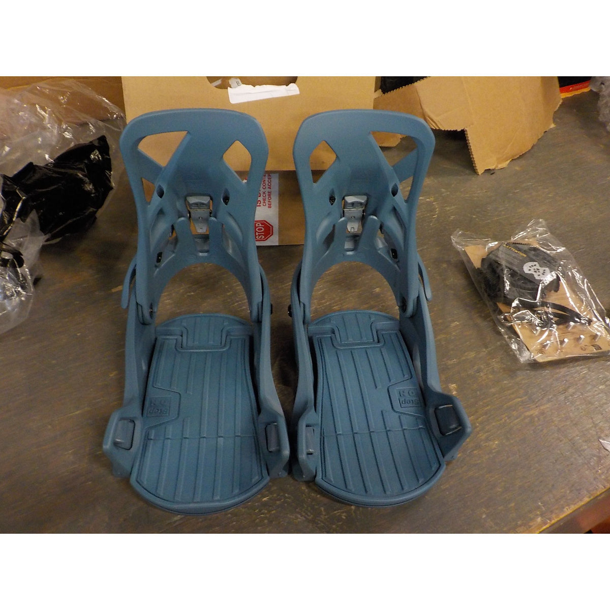 Burton Men's Step On Re:Flex Snowboard Binding - Bluestone - Small - Used - Acceptable
