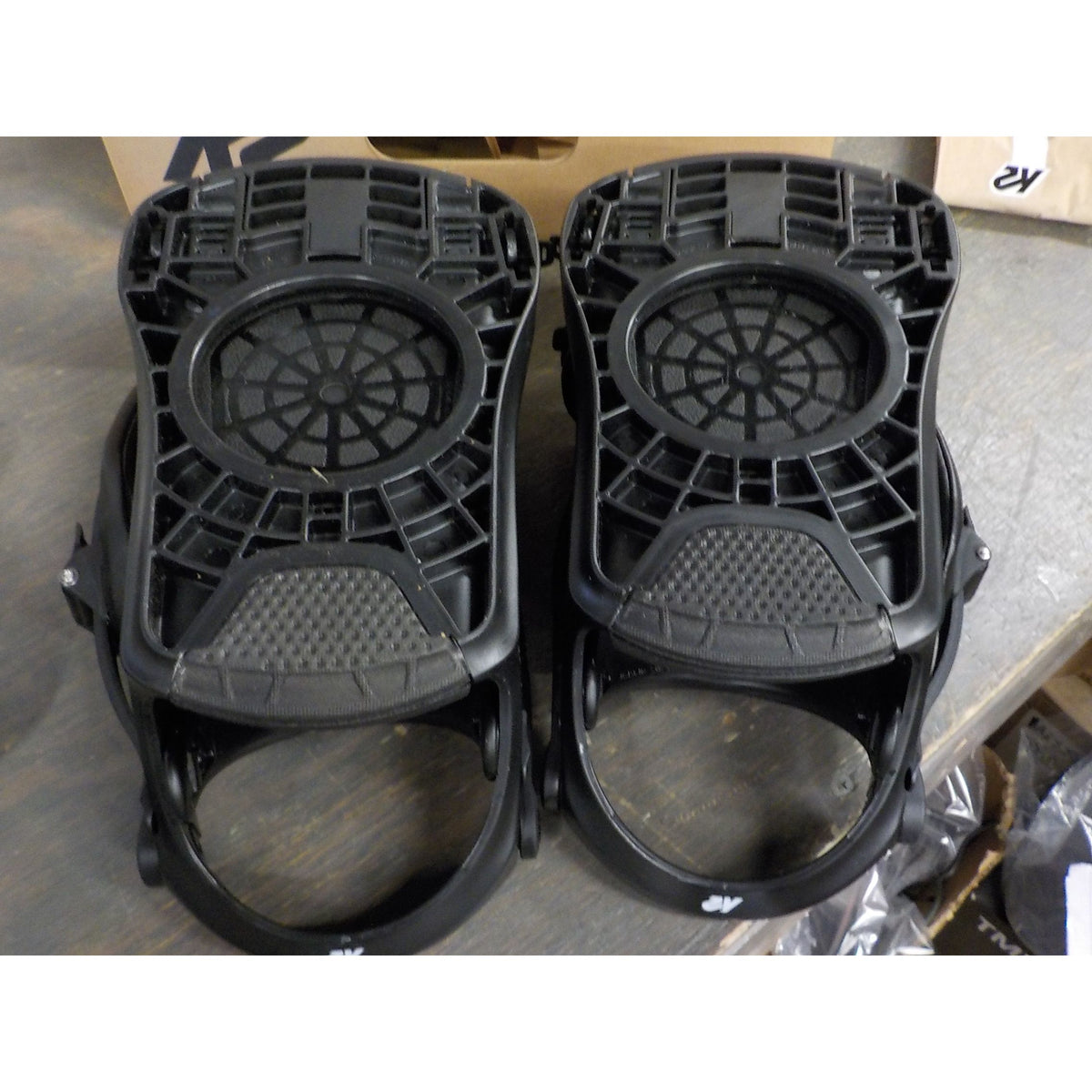 K2 Indy Snowboard Bindings - Black - X-Large - Used - Acceptable