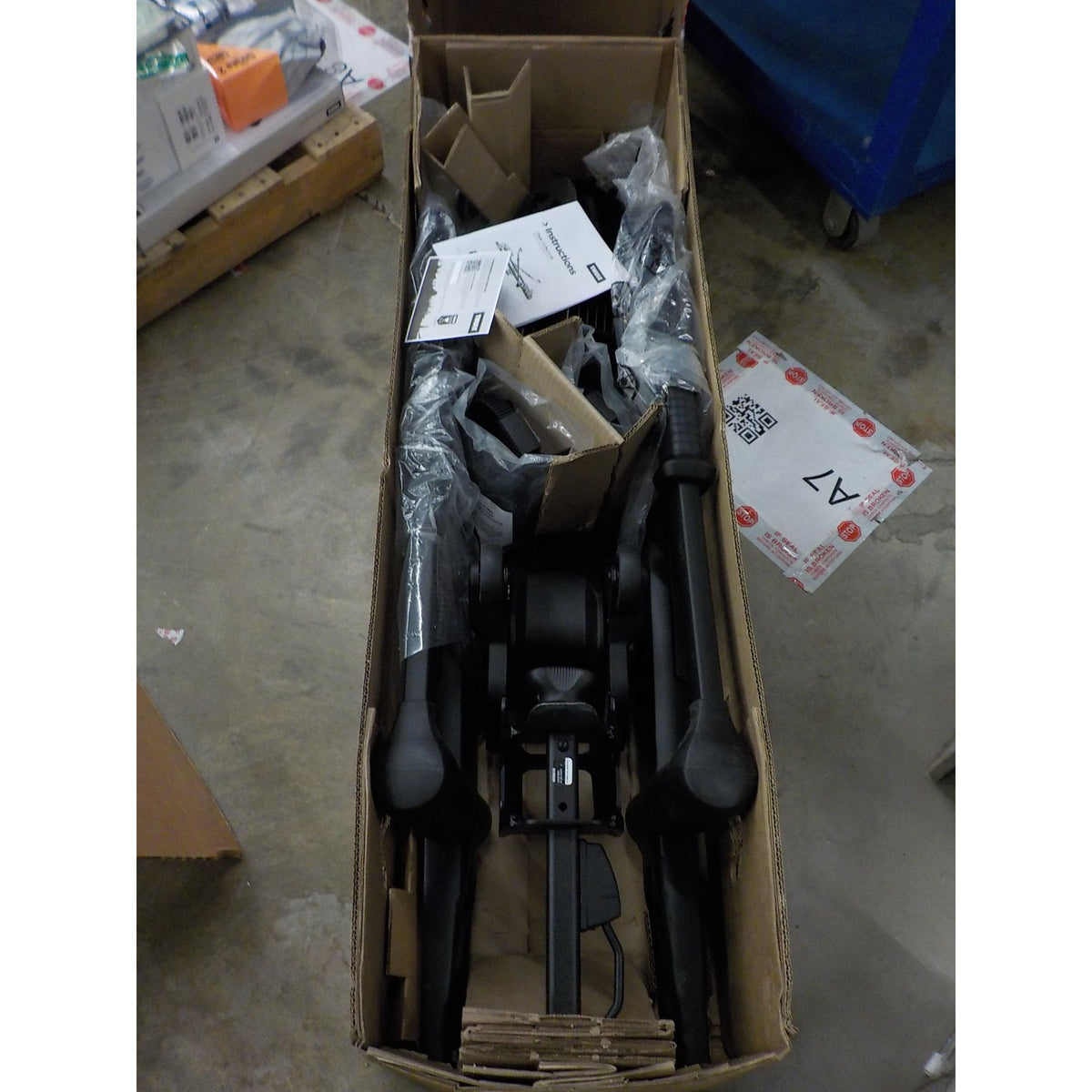 Thule T2 Pro XTR 2 Hitch Bike Rack - 1.25" Receiver - Used - Acceptable
