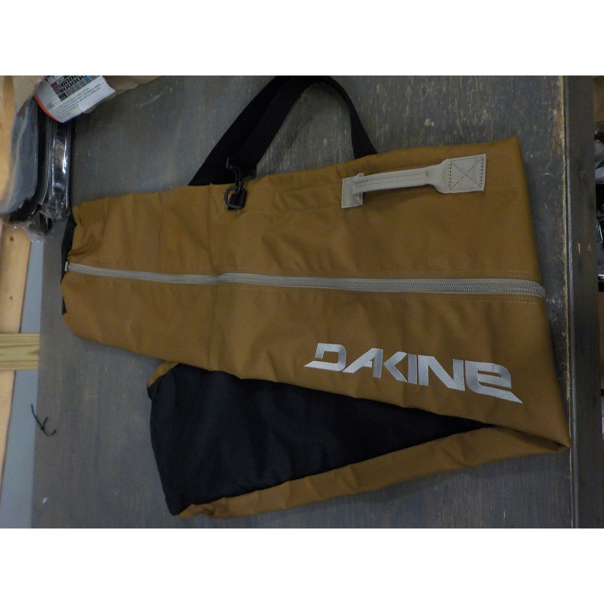 Dakine Ski Sleeve - Rubber - 175 cm - Used - Acceptable