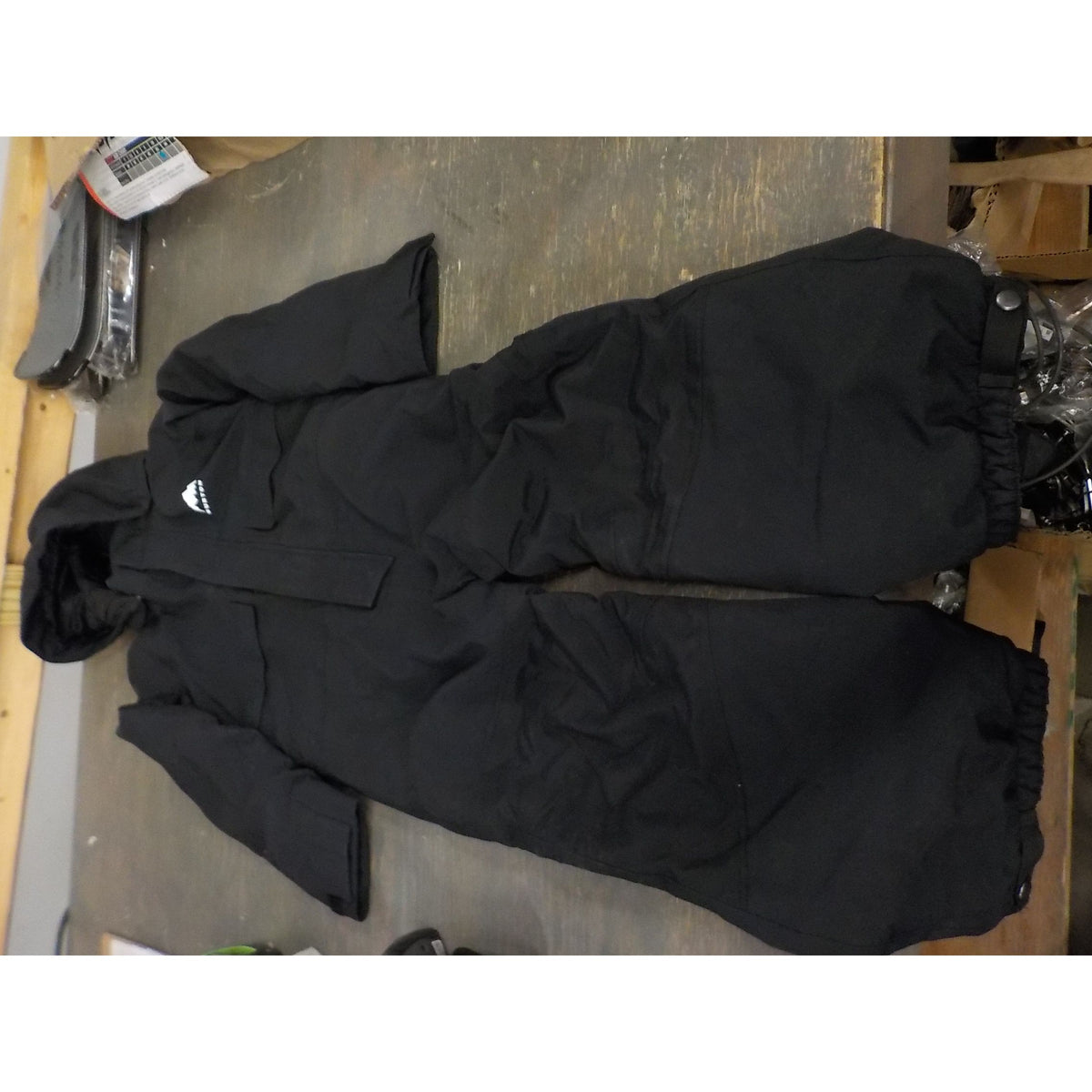 Burton Toddlers' 2L One Piece Snowsuit - True Black - X-Small - Used - Acceptable