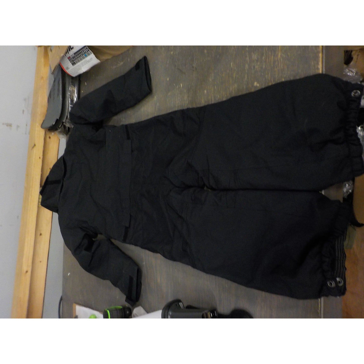 Burton Toddlers' 2L One Piece Snowsuit - True Black - X-Small - Used - Acceptable