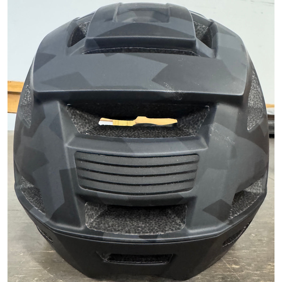 iXS Trigger FF MIPS Helmet - Camo Black - ML (58-62cm) - Used - Acceptable