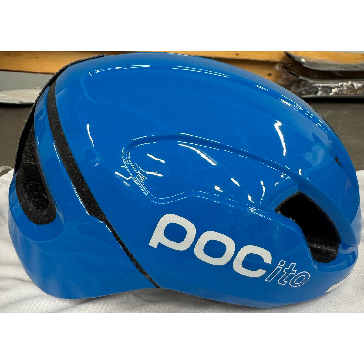 POC POCito Omne MIPS Helmet - Fluorescent Blue - X-Small - Used - Acceptable