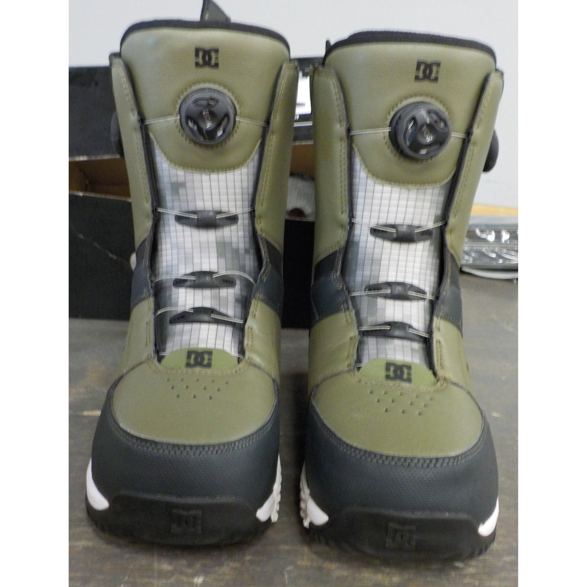 DC Men's Control Snowboard Boots - Olive/Military - 12 - Used - Acceptable