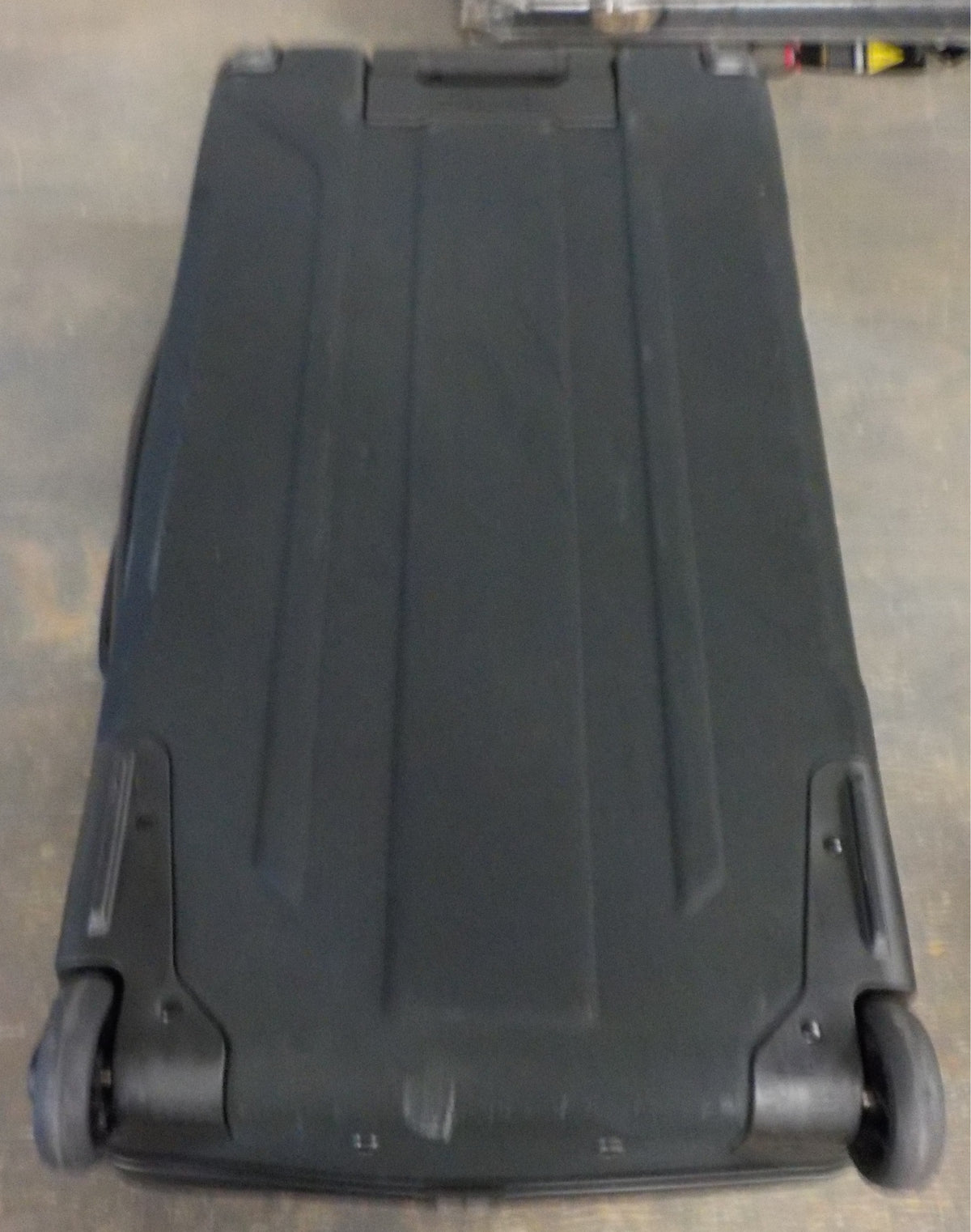 Dakine Split Roller Bag - Black - 110L - Used - Acceptable