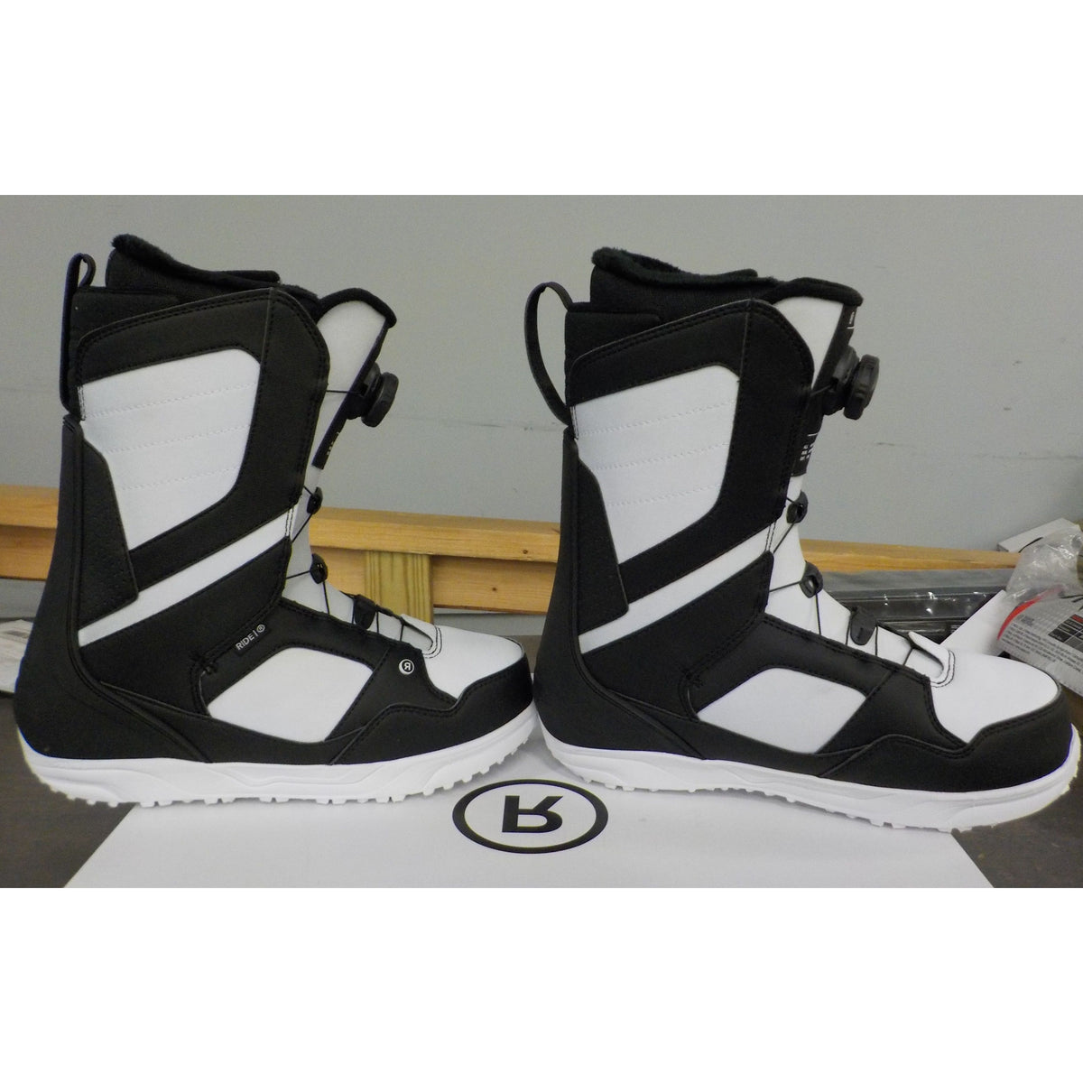 Ride Anthem Snowboard Boots - White - 10 - Used - Acceptable