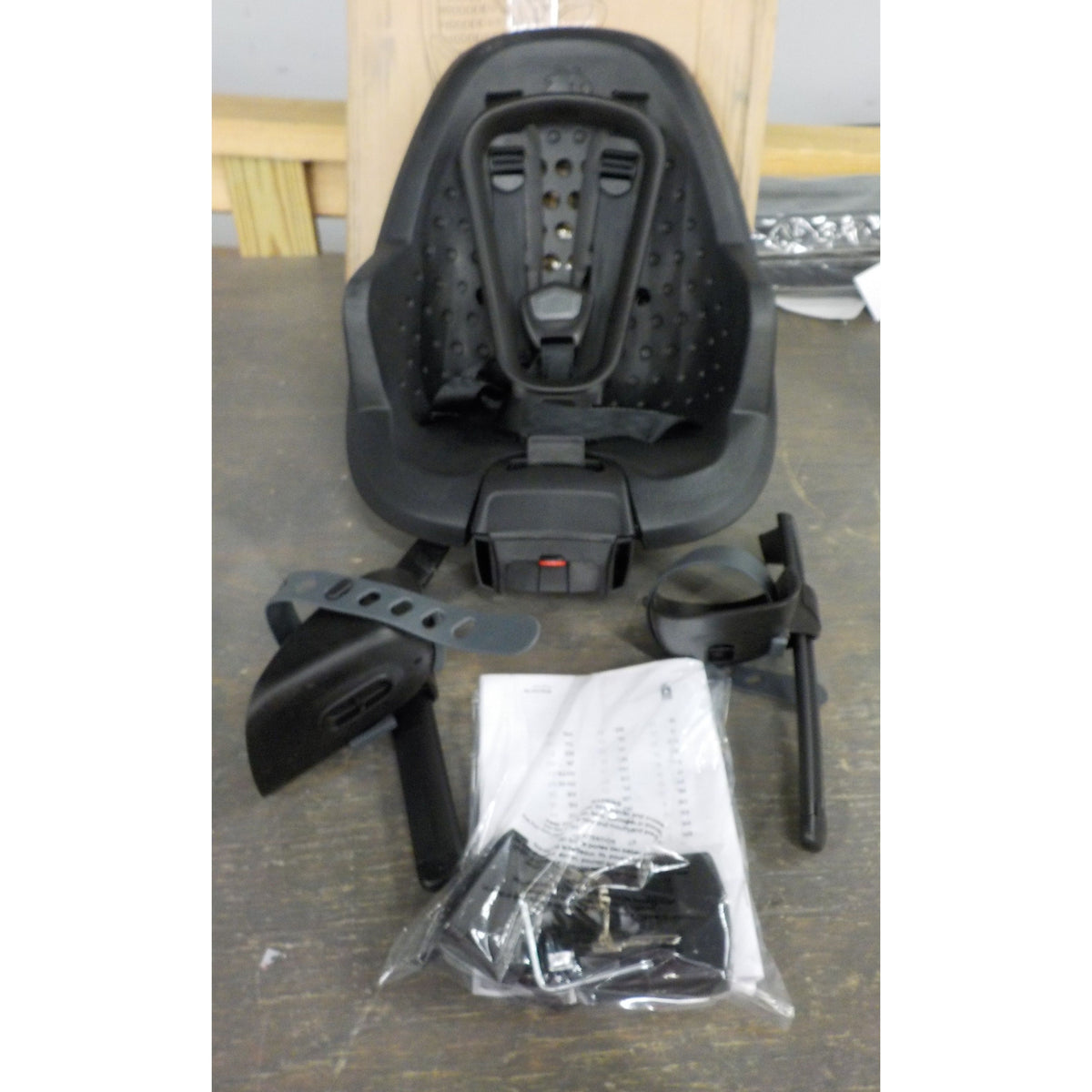 Thule Yepp 2 Mini Front Mount Child Bike Seat - Midnight Black - Used - Acceptable