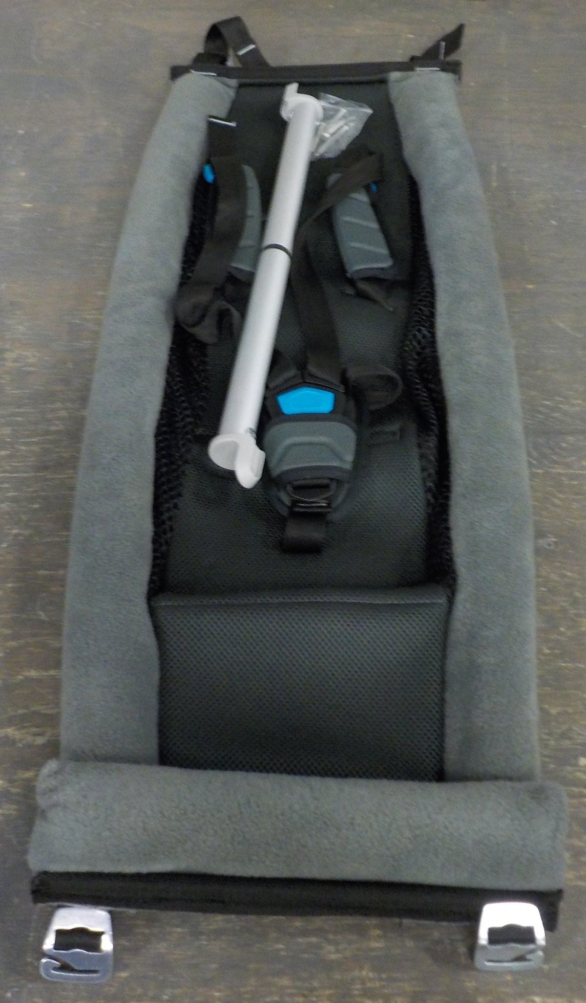 Thule Chariot Infant Sling - Used - Acceptable