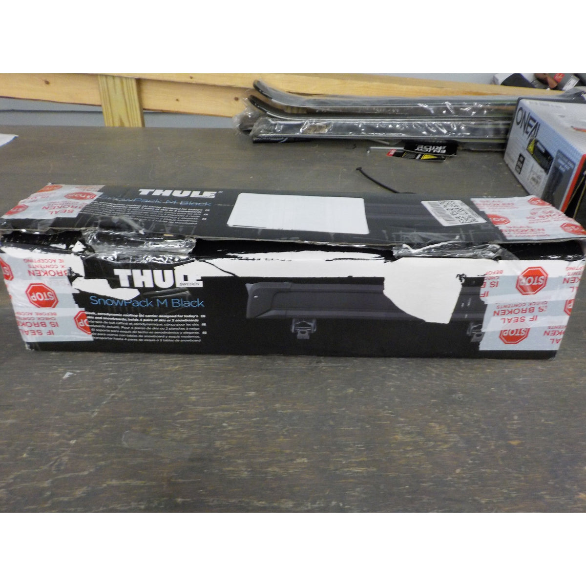 Thule SnowPack Ski/Snowboard Rack - Black - 4 Pair/2 Boards - Used - Acceptable