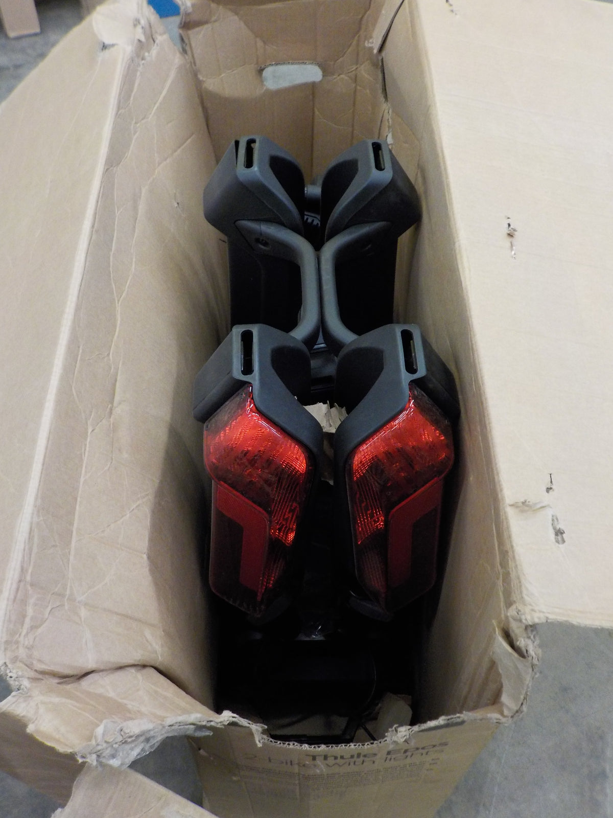 Thule Epos with Lights Bike Rack - 2 Bike - Used - Acceptable