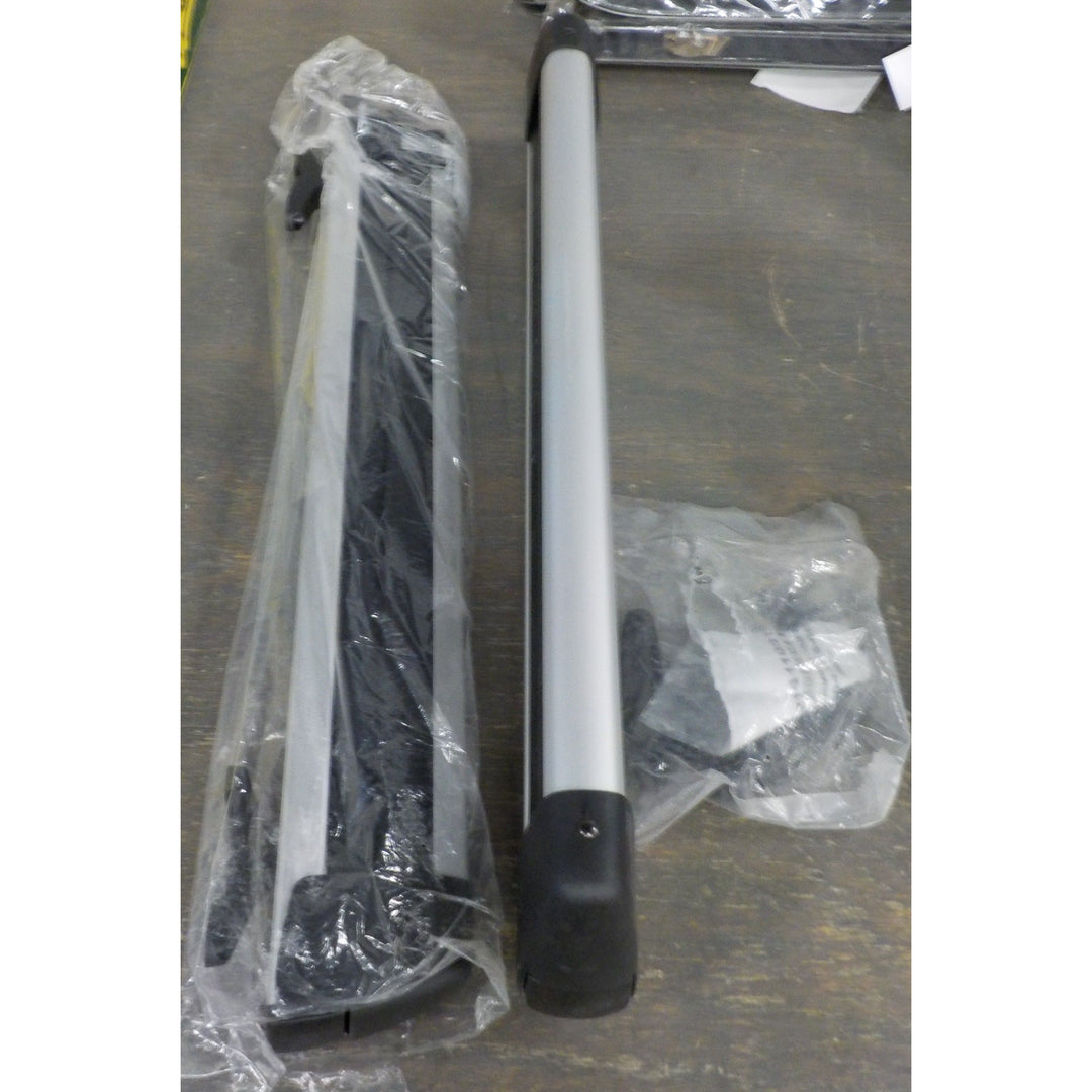 SportRack Groomer Deluxe Ski and Snowboard Carrier - Used - Acceptable