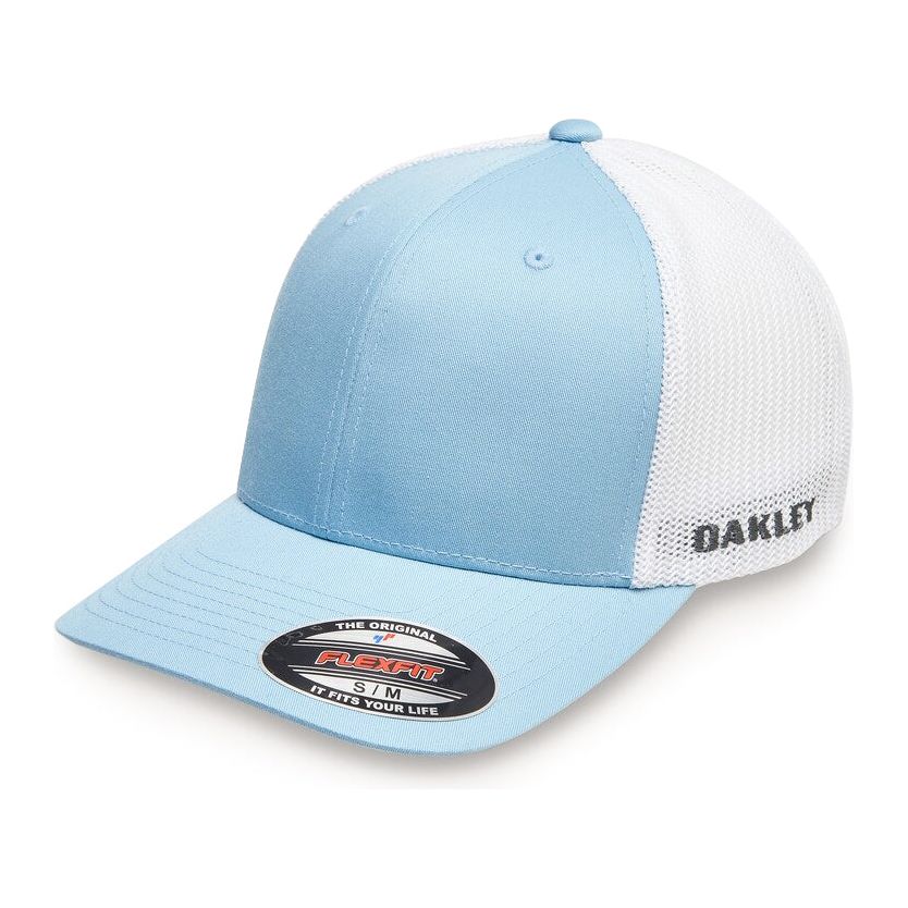 Oakley Golf Cresting Trucker Hat