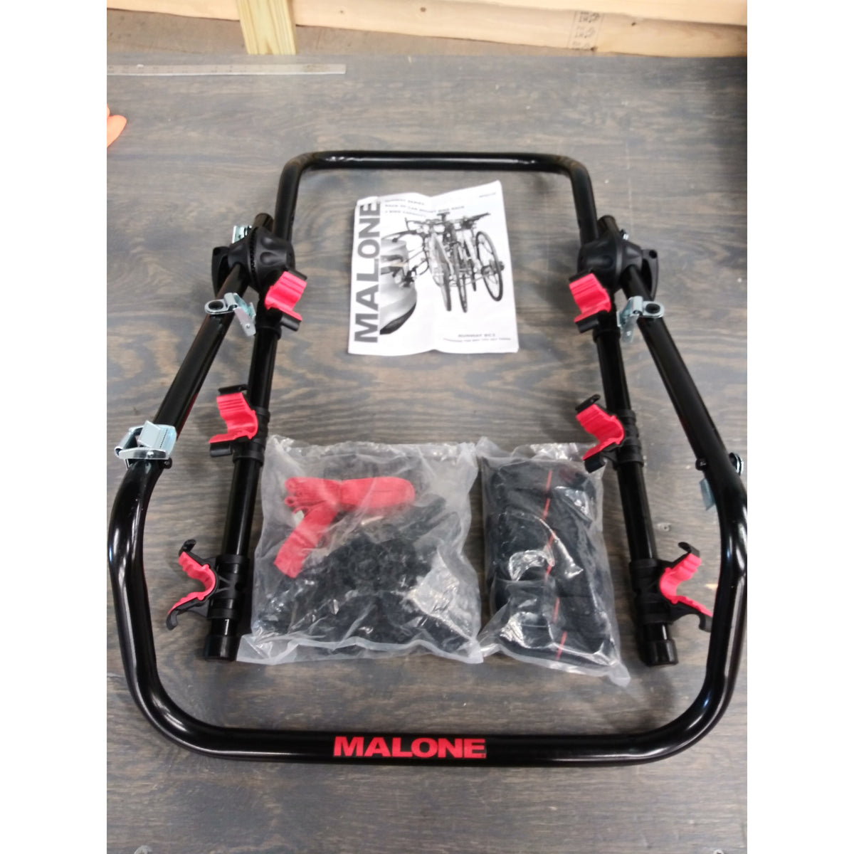 Malone Runway BC3 Back of Car 3 Bike Carrier - Used - Acceptable