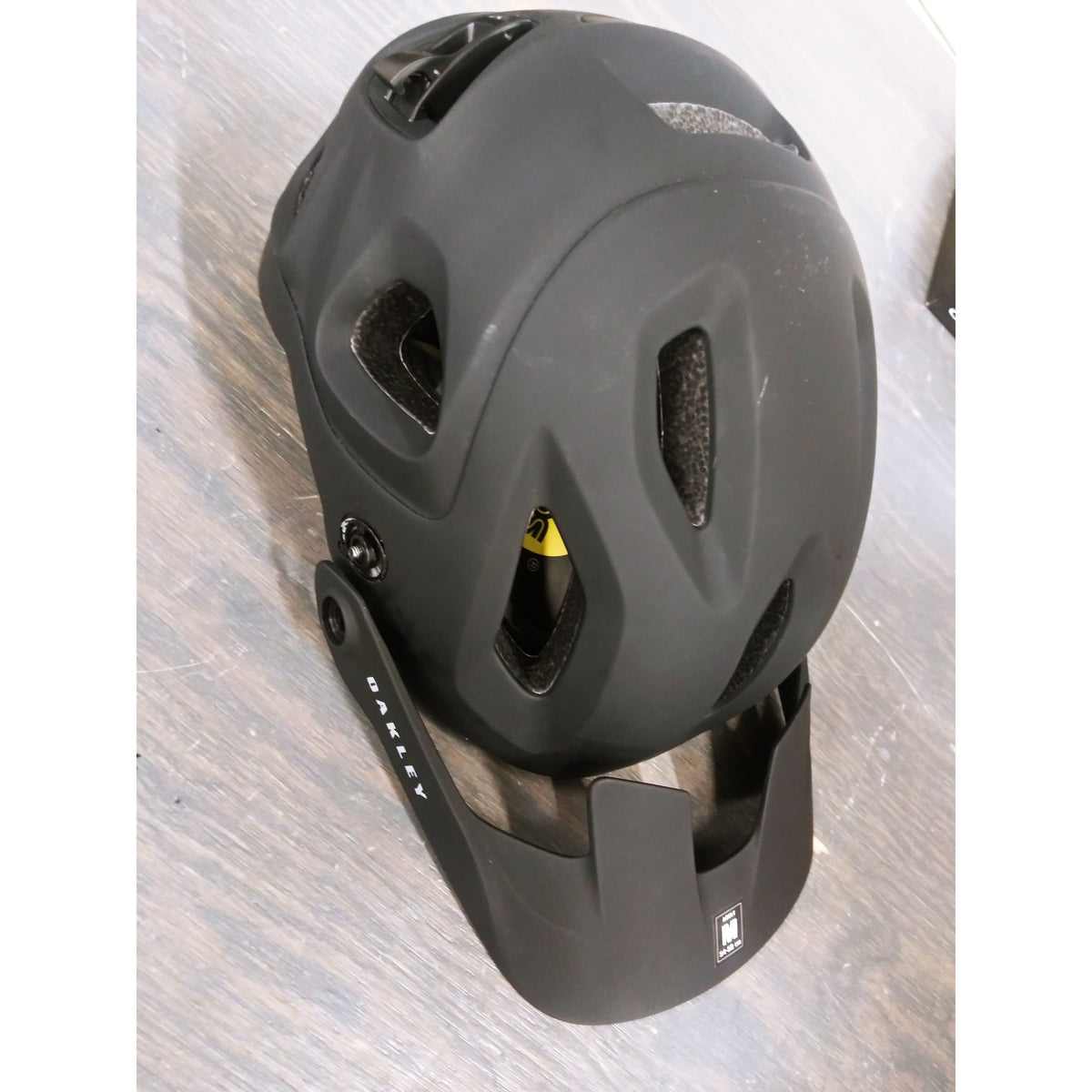 Oakley DRT5 Helmet - Blackout - Medium - Used - Acceptable