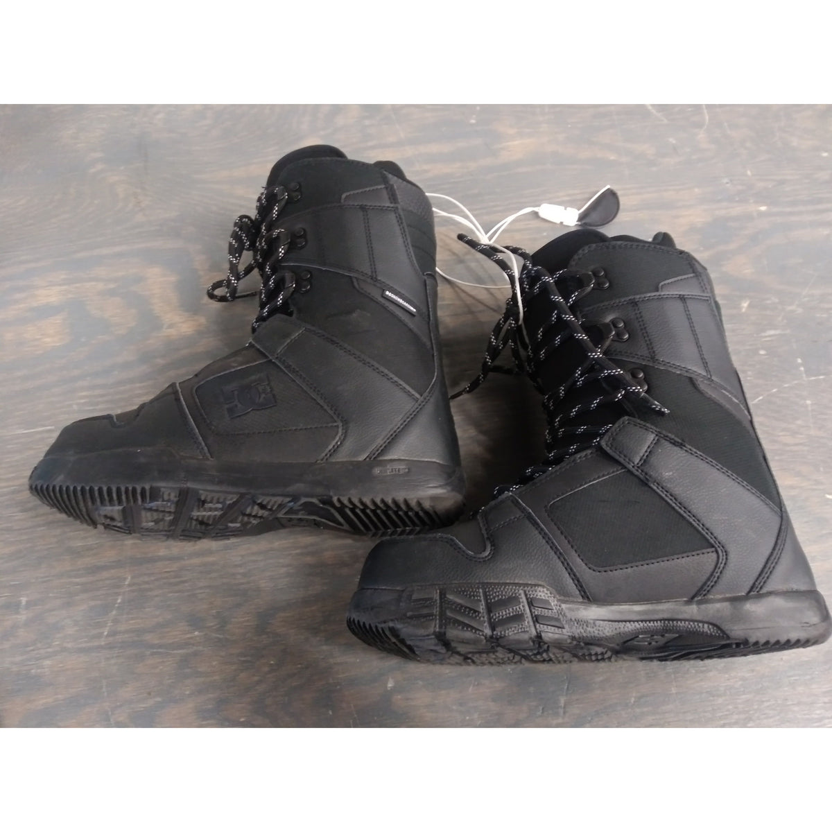 DC Men&#39;s Phase Lace Snowboard Boots - Black - 9 - Used - Acceptable