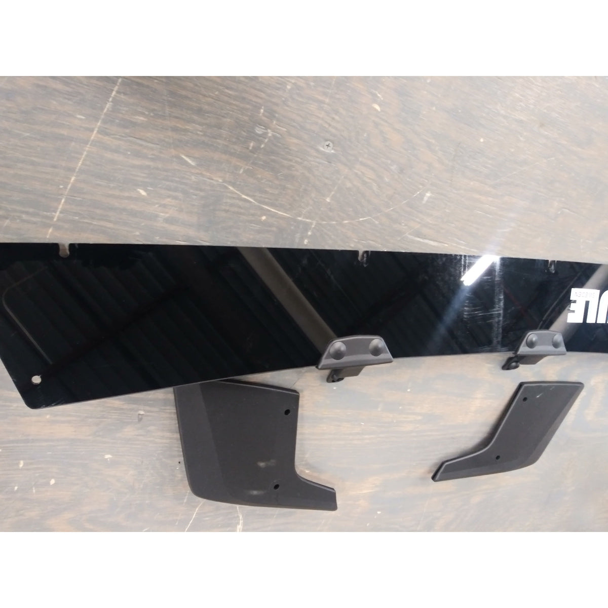 Thule AirScreen XT Roof Rack Fairing - Large (44&quot;) - Used - Acceptable