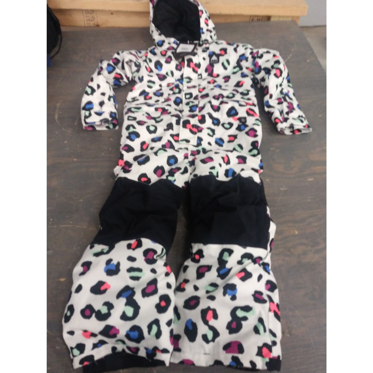 Burton Toddlers&#39; One Piece - Rainbow Hunter - 5 - Used - Acceptable